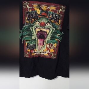 Six Flags, size Large tshirt